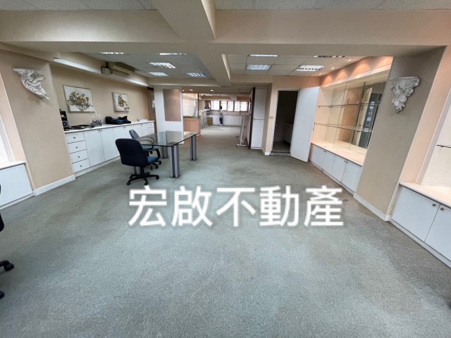 租辦公室松山區採光佳獨立空調-宏啟不動產商用租賃 物件大圖