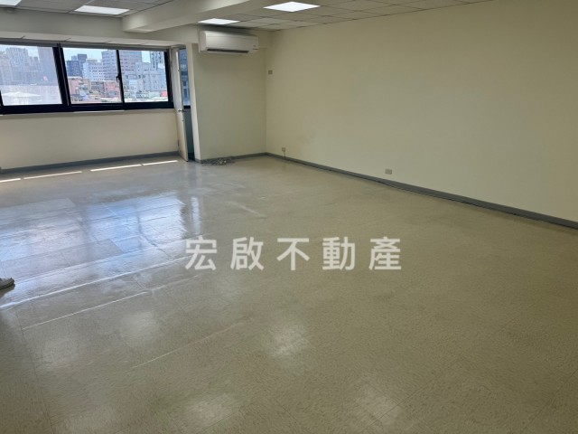 租辦公室中山區屋況優採光佳2隔間獨立空調-宏啟不動產商用租賃 物件大圖