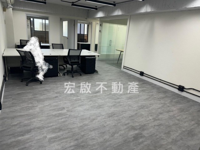 租辦公室中正區純辦大樓裝潢優含OA有3隔間-宏啟不動產商用租賃 物件大圖