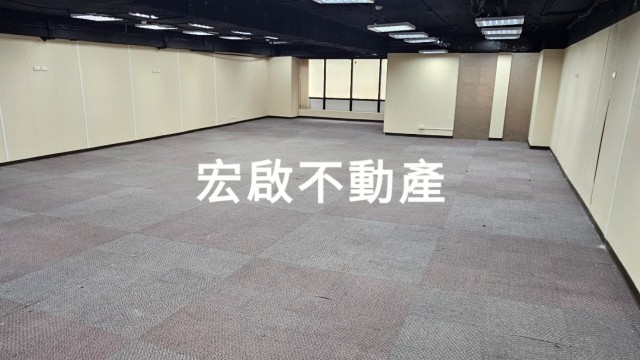 租辦公室松山區玻璃帷幕純辦大樓門面優1隔間-宏啟不動產商用租賃 物件大圖