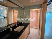 租辦公室大安區屋況優採光佳6隔間中央空調-宏啟不動產商用租賃租辦公室大安區屋況優採光佳6隔間中央空調照片9 物件照片9