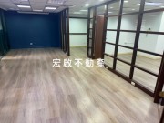 租辦公室信義區純辦大樓門面優屋況佳3隔間-宏啟不動產商用租賃租辦公室信義區純辦大樓門面優屋況佳3隔間照片2 物件照片2